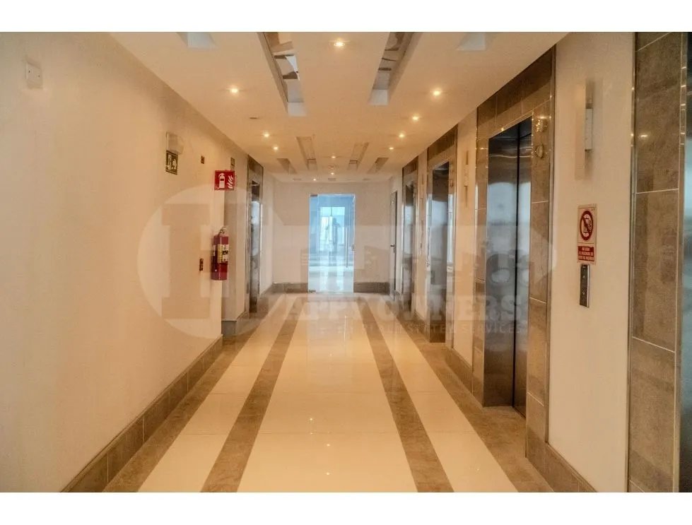 Alquiler de oficinas en Fortune Plaza, Obarrio. L/Y