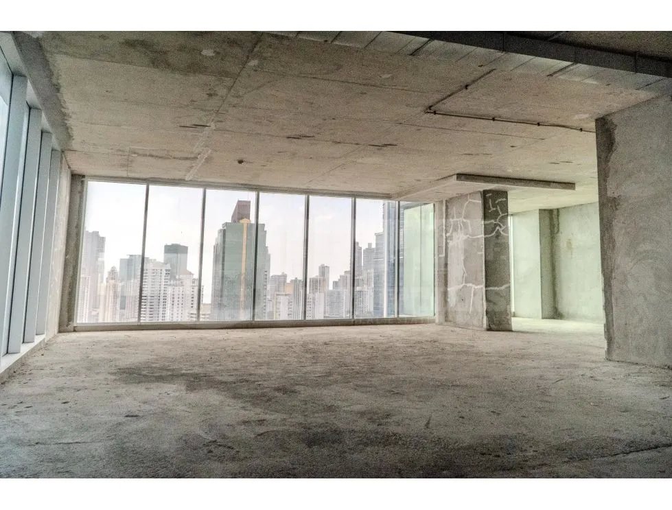 Alquiler de oficinas en Fortune Plaza, Obarrio. L/Y