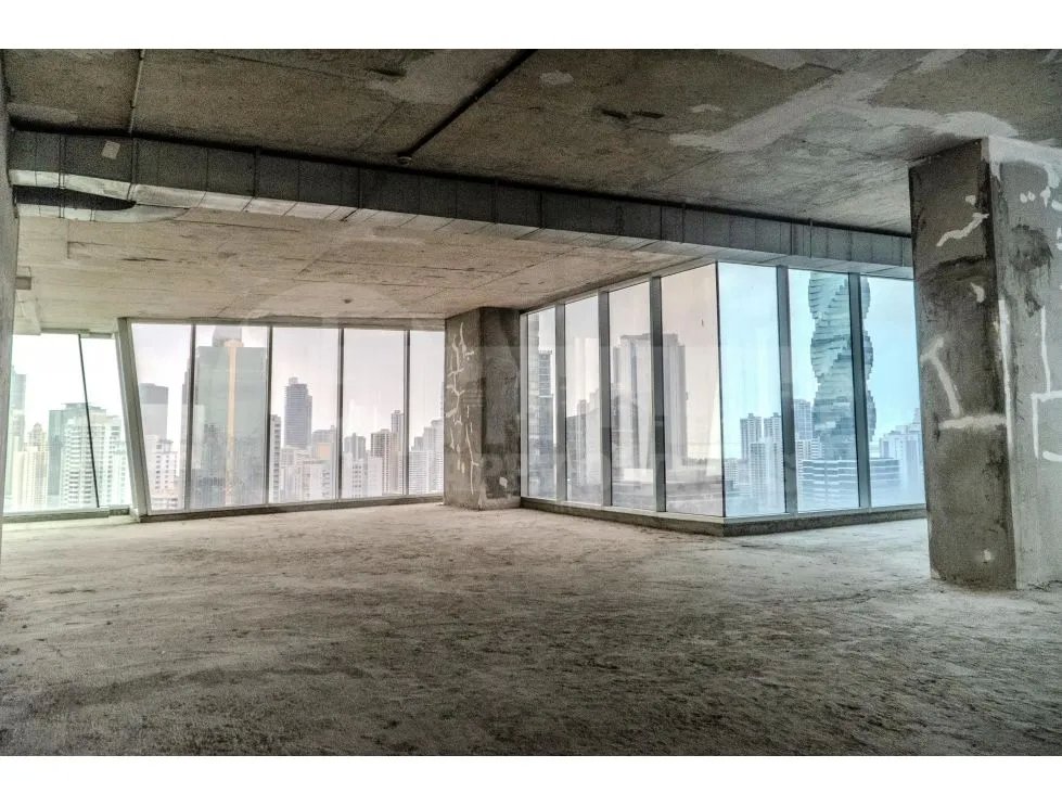 Alquiler de oficinas en Fortune Plaza, Obarrio. L/Y