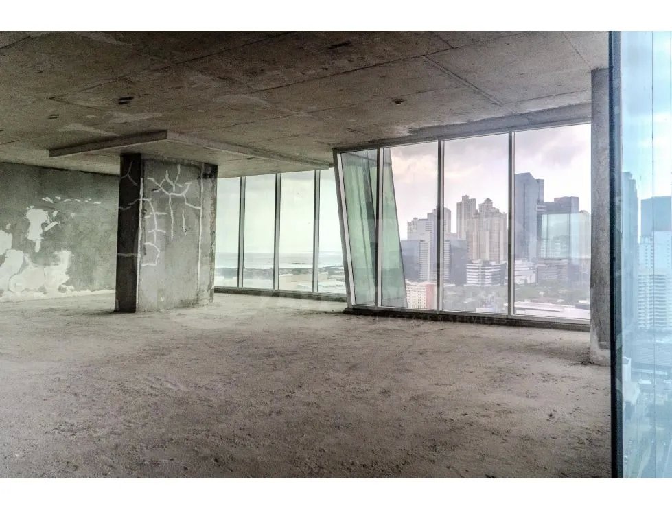 Alquiler de oficinas en Fortune Plaza, Obarrio. L/Y