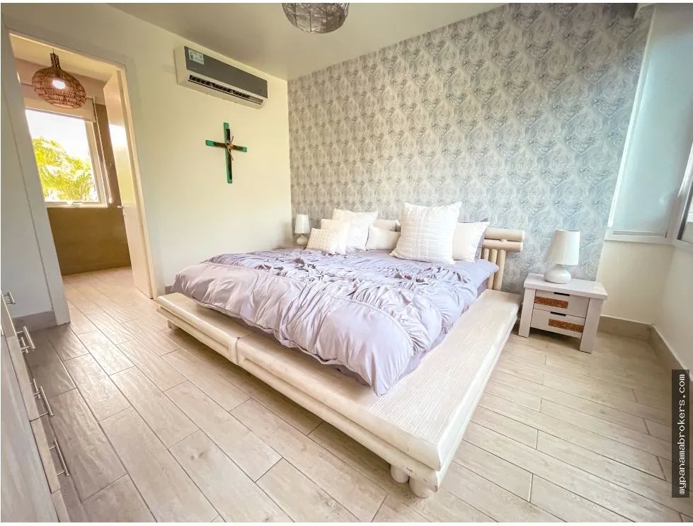 Apartment for Sale in Punta Barco, San Carlos