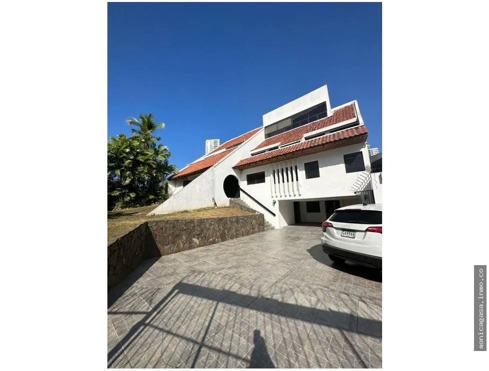 House for Sale in Coco del Mar Residential Community, San Francisco