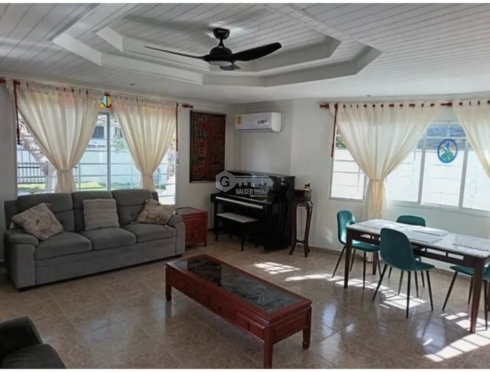 FOR SALE: BEACH HOUSE SAN CARLOS EL PALMAR 558M 5 BEDROOMS 3 STORY