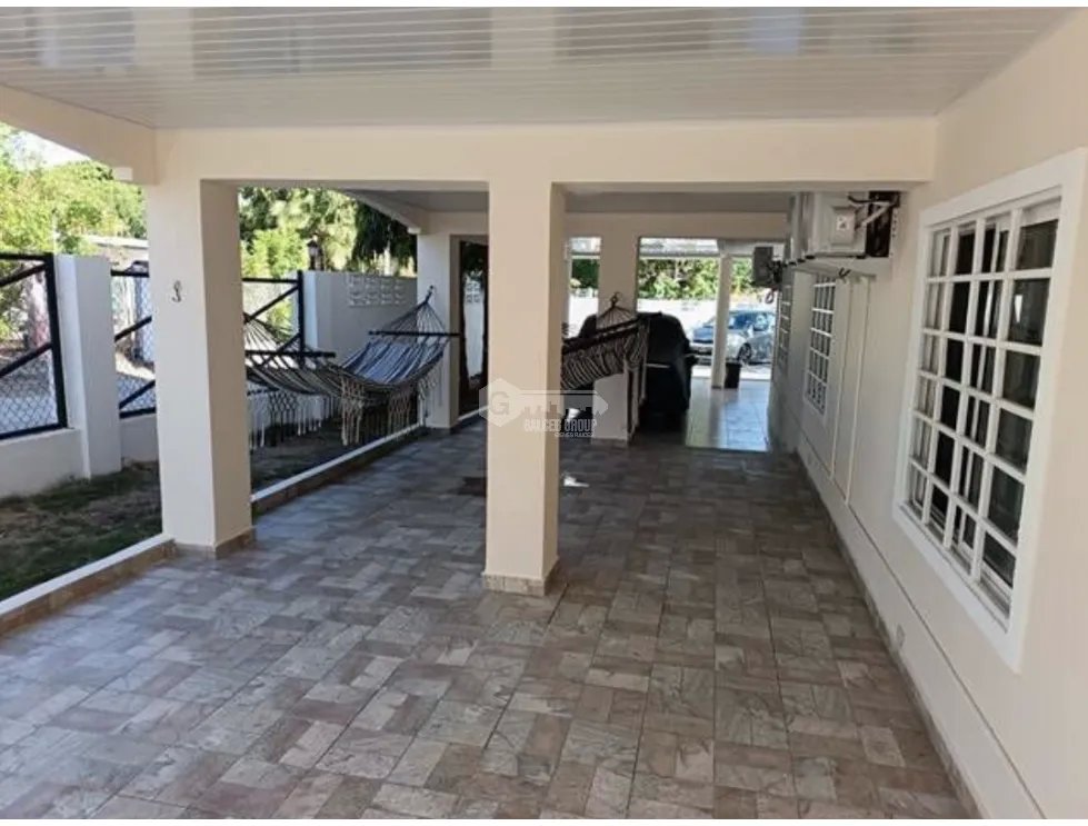 San Carlos / Urbanización El Palmar / 558M / 5 Bedrooms / 3 Stories