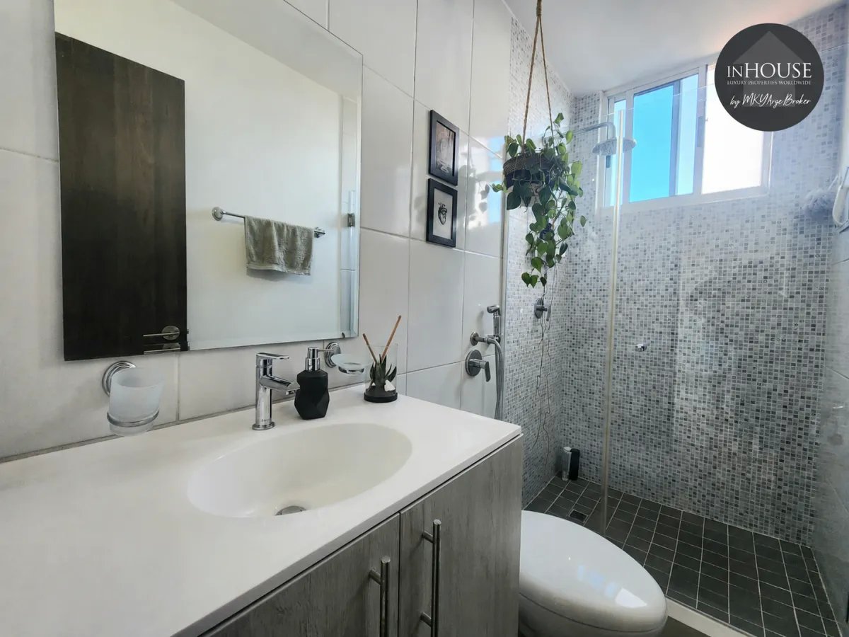 Apartamento en alquiler en PH Torres de Montserrat