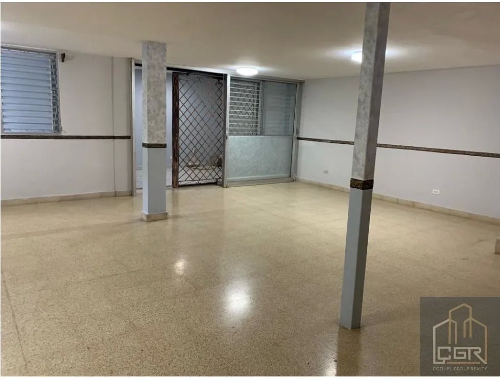 ALQUILER DE CASA VACIA DE DOS PLANTAS EN LOS ANGELES, BETHANIA, PANAMA