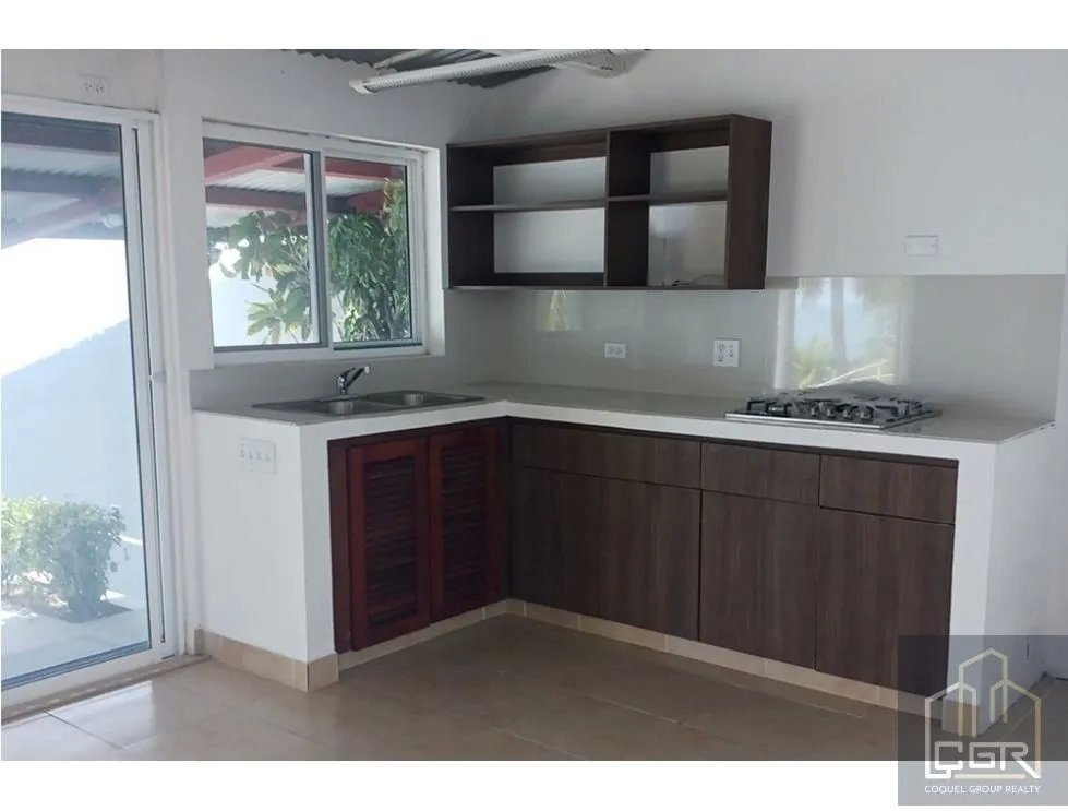 Venta de Casa Frente al mar en Playa Corona, San Carlos