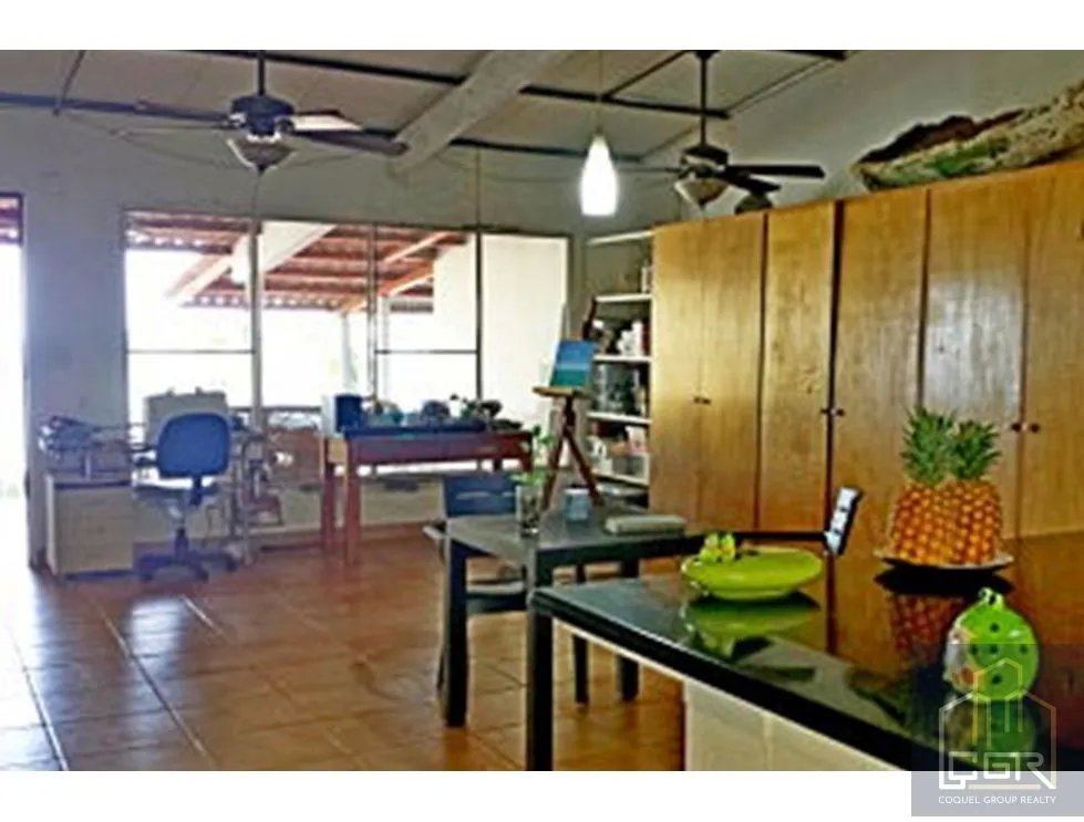 Venta de Casa Frente al mar en Playa Corona, San Carlos