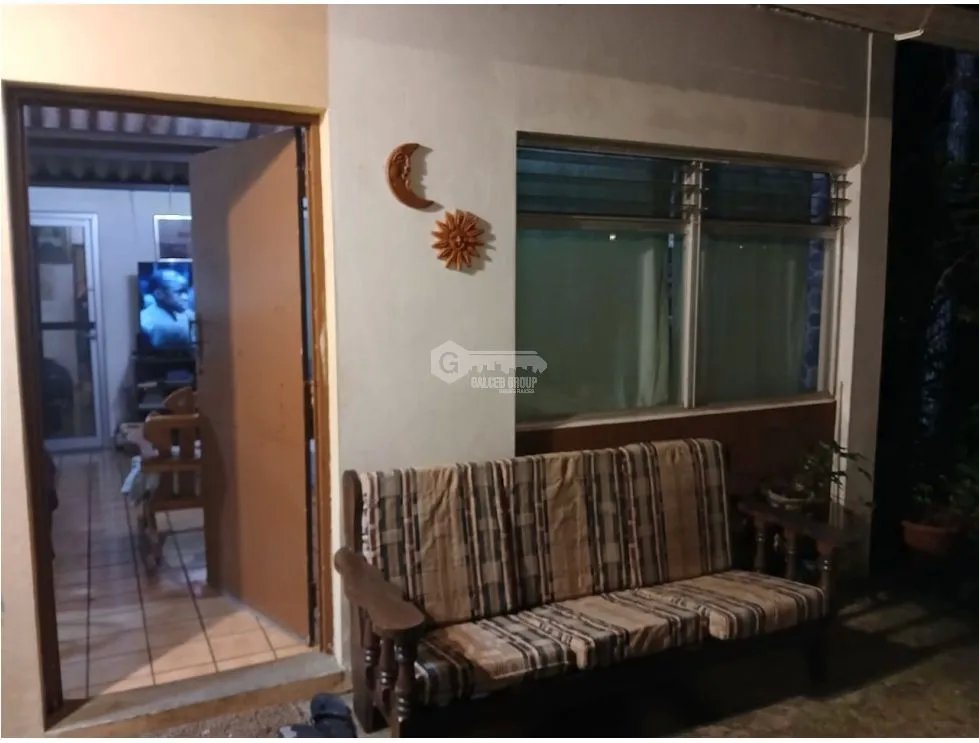 CASA EN ALTOS DE CERRO AZUL / 2 HAB. / 2 BAÑOS