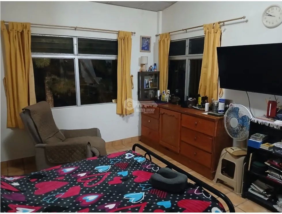 CASA EN ALTOS DE CERRO AZUL / 2 HAB. / 2 BAÑOS