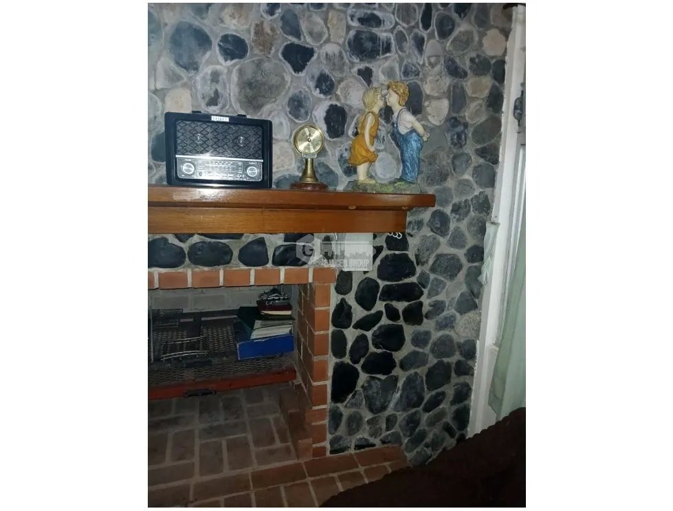 CASA EN ALTOS DE CERRO AZUL / 2 HAB. / 2 BAÑOS