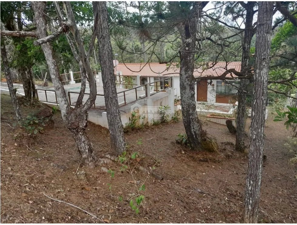 CASA EN ALTOS DE CERRO AZUL / 2 HAB. / 2 BAÑOS