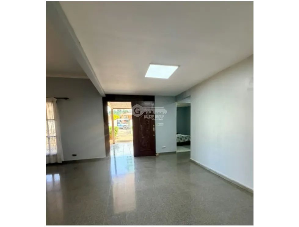 SE VENDE CASA EN VERACRUZ COSTA DEL SOL 544 M2 CERCADA CON TERRAZA
