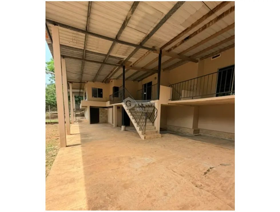 SE VENDE CASA EN VERACRUZ COSTA DEL SOL 544 M2 CERCADA CON TERRAZA