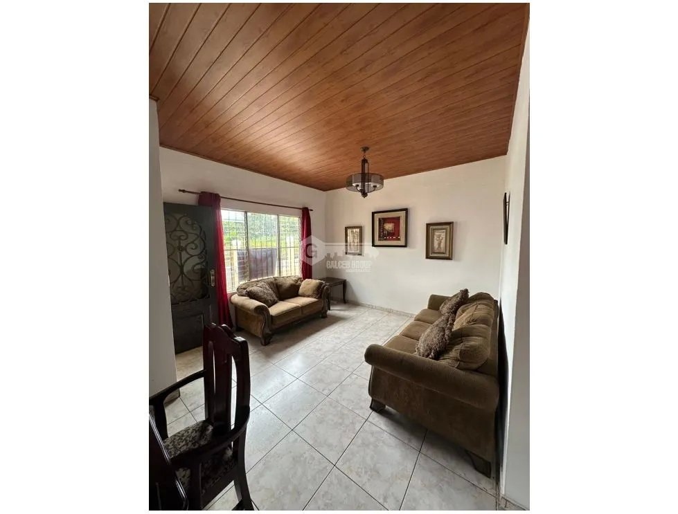 SE ALQUILA CASA EN ARRAIJAN LA HACIENDA 536 M2 CERCADA Y AMOBLADA