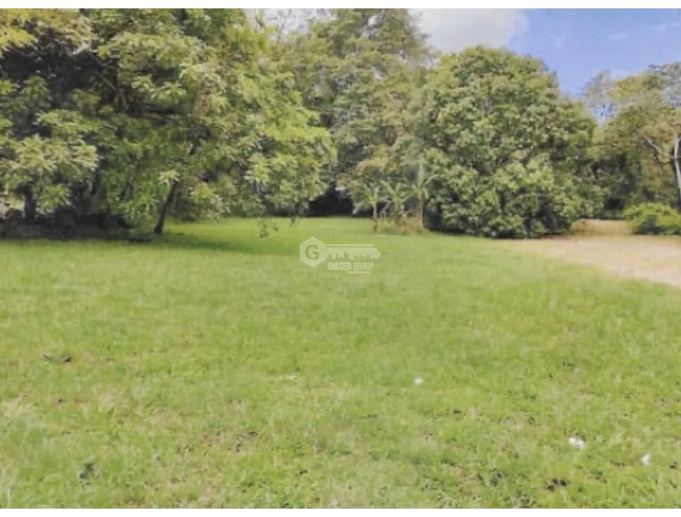 CHAME / BEJUCO / 1572 M2 / TERRENO PLANO / ZONAS VERDES / AMPLIO
