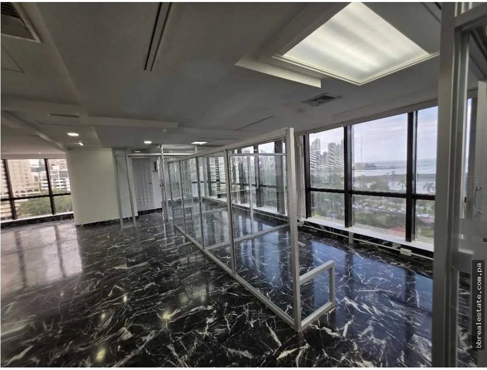 Venta  de Oficina , Ph Torre Bac, Bella vista