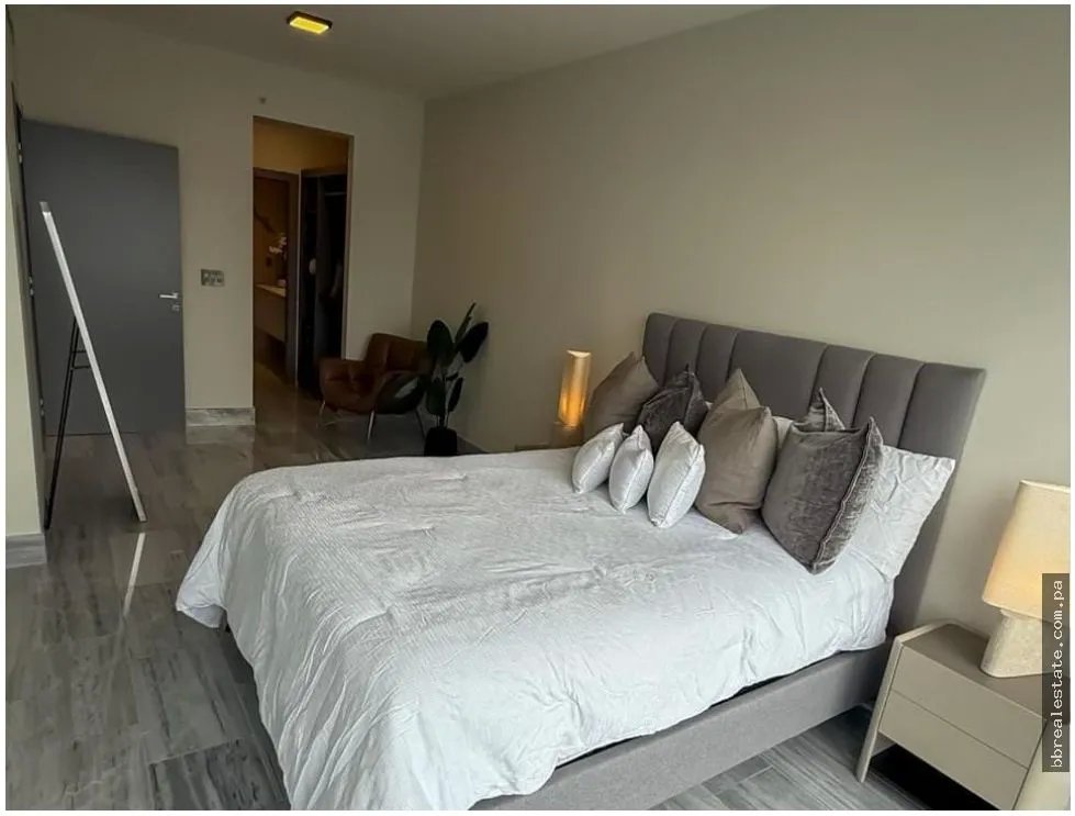Alquiler de Apartamento en PH Nuovo by Armani, Bella Vista.