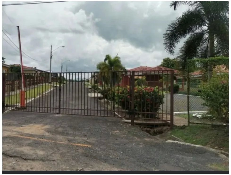 Venta de terreno en PH Colonia Santa Lucía, Chame. EAR