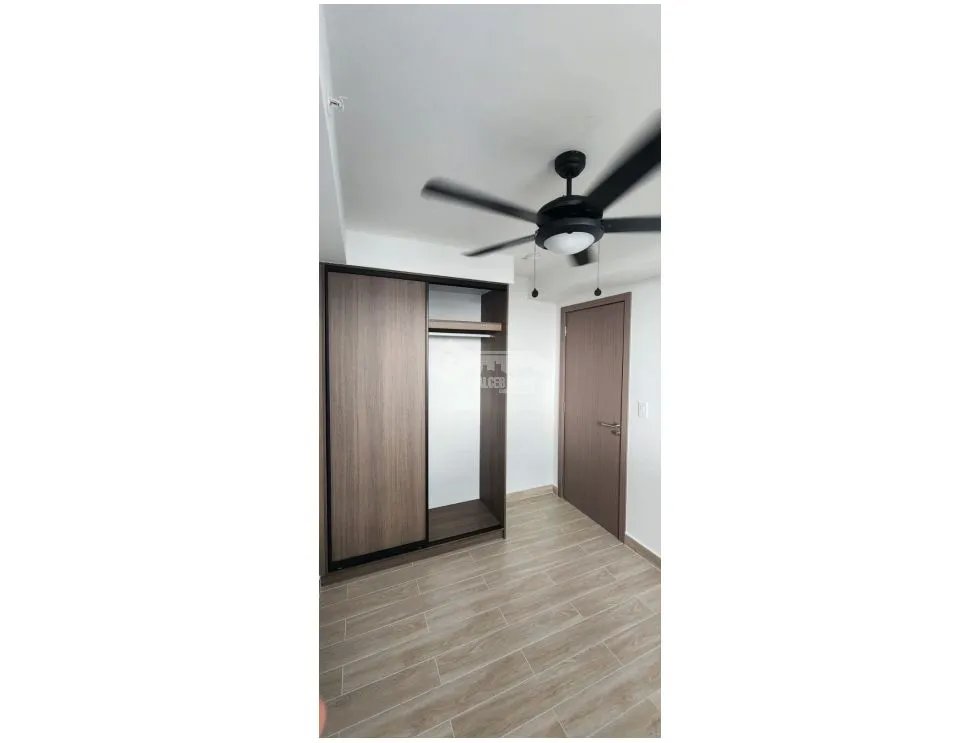 SE ALQUILA APARTAMENTO EL BOSQUE GREENWOOD 49M CON  LINEA BLANCA