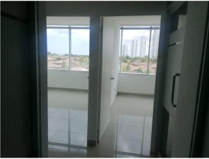 SE ALQUILA OFICINA COSTA DEL ESTE PLAZA REAL 125M PISO BAJO DIVISION