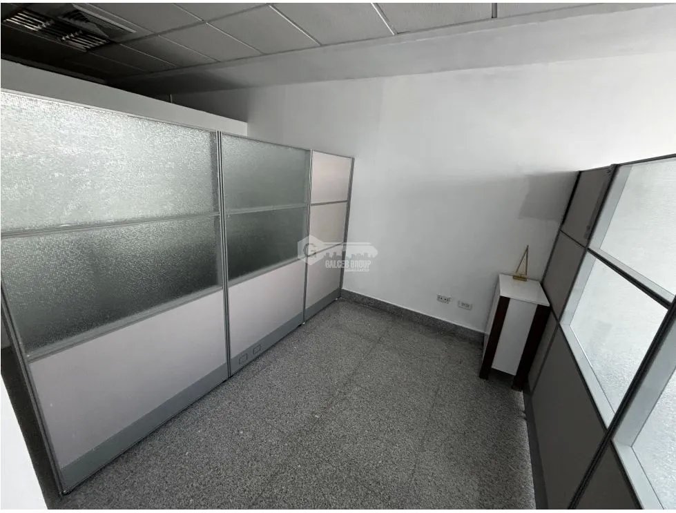 OBARRIO / PH TWIST TOWER / 61M / DIVISIBLE / HIGH FLOOR
