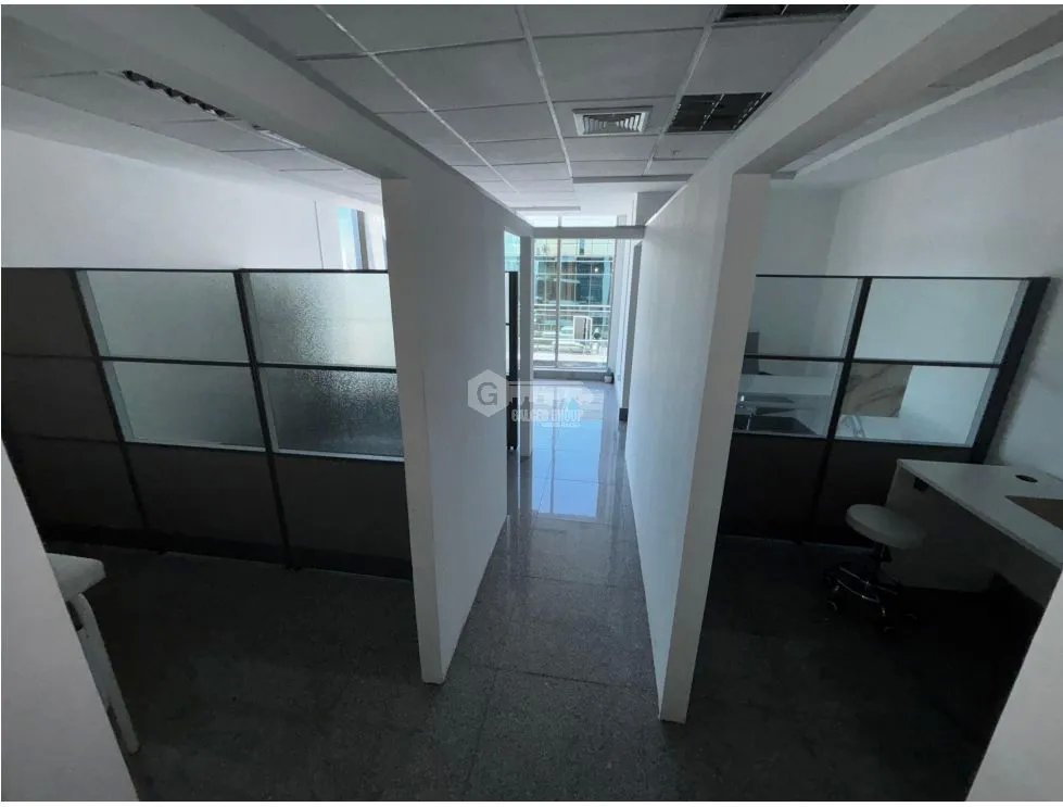 OBARRIO / PH TWIST TOWER / 61M / DIVISIBLE / HIGH FLOOR
