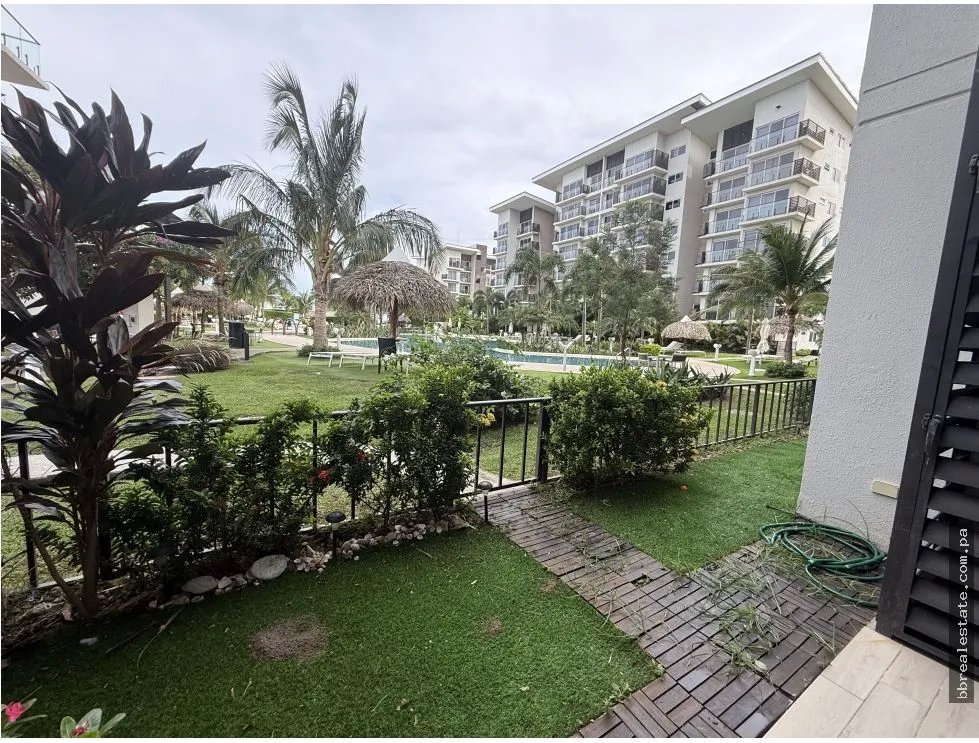 Venta de Apartamento en Playa Caracol, PH Ventanas - Punta Chame