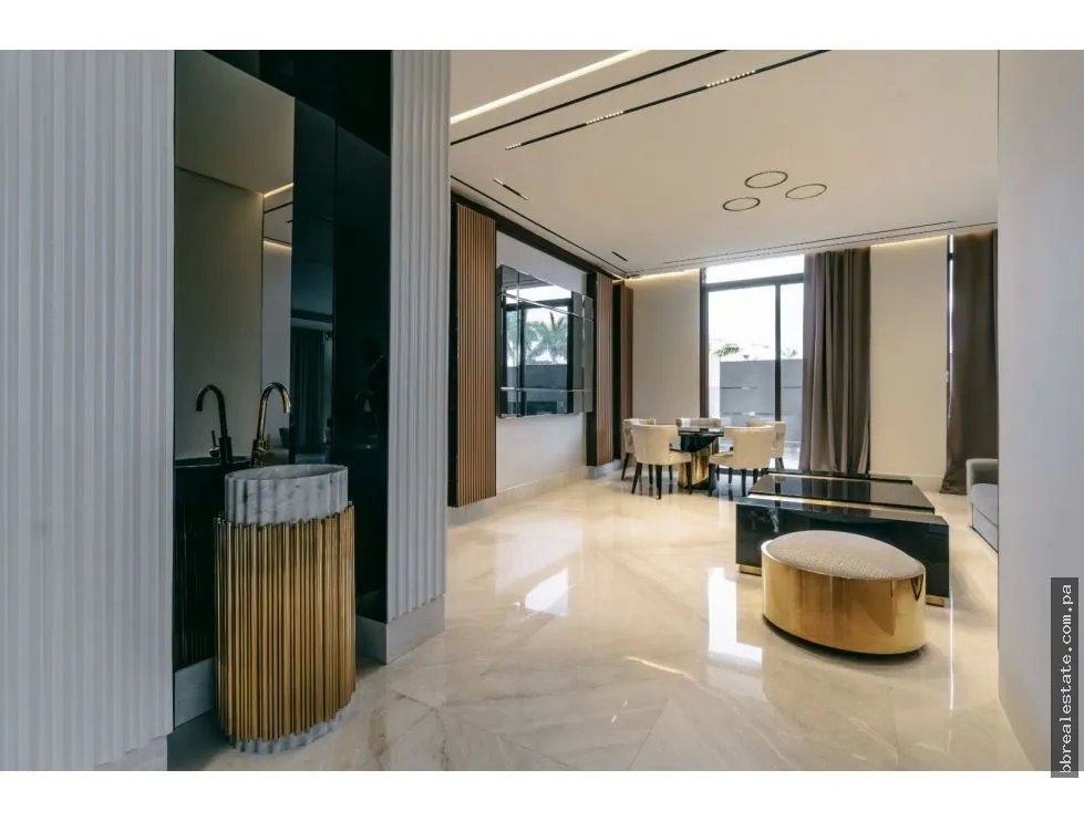 Apartment Rental in PH 65, Ocean Reef