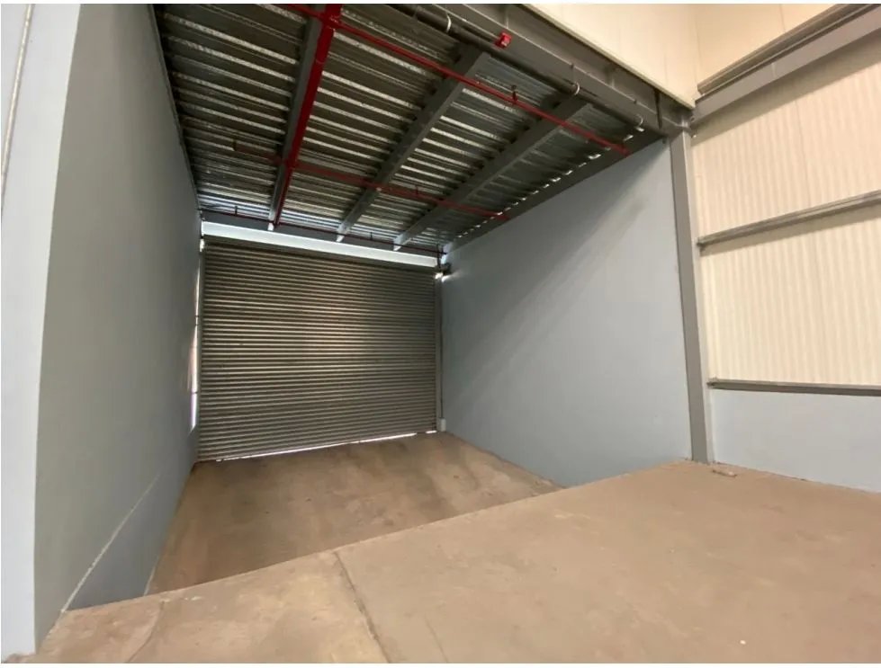 Warehouse for Rent in Airport Commercial Park IV