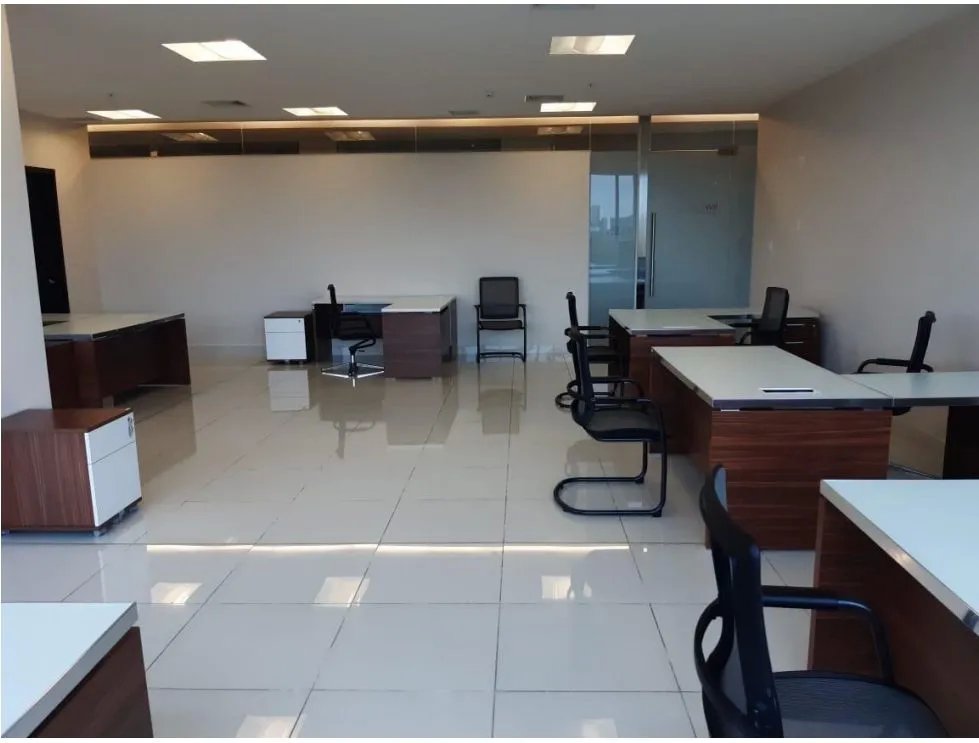 Alquiler de oficina, 99 m2 en Costa Del Este