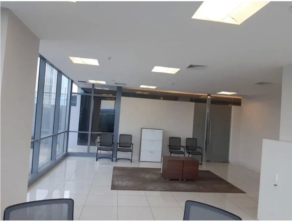 Alquiler de oficina, 99 m2 en Costa Del Este
