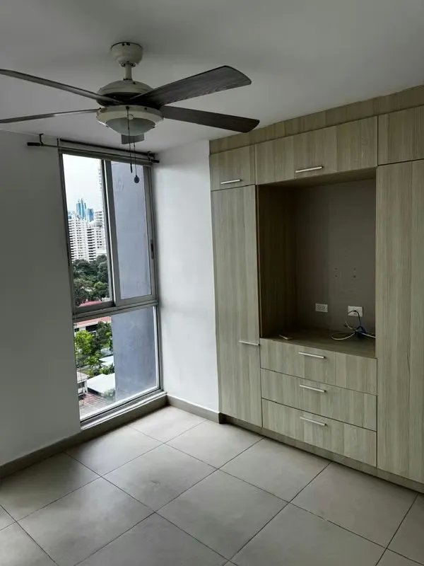 Modern Apt in El Carmen 95m² Panoramic View and New Appliances $1,150