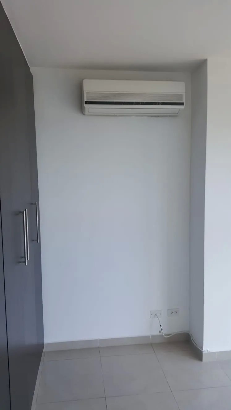 APARTMENT FOR SALE | PH CRYSTAL HILLS
