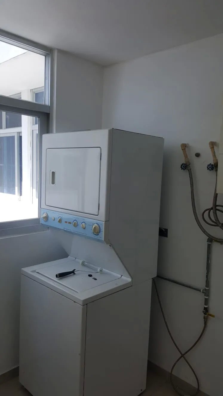 APARTMENT FOR SALE | PH CRYSTAL HILLS
