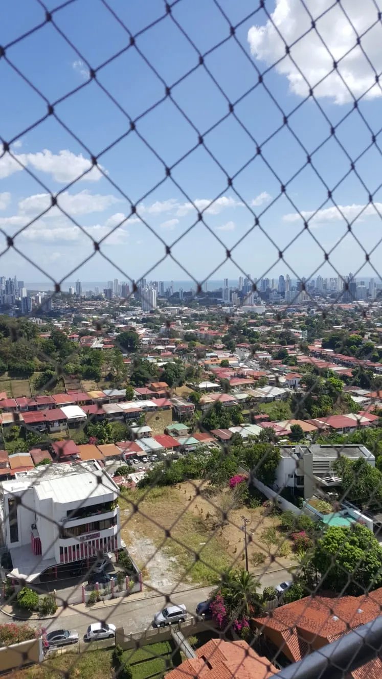APARTMENT FOR SALE | PH CRYSTAL HILLS