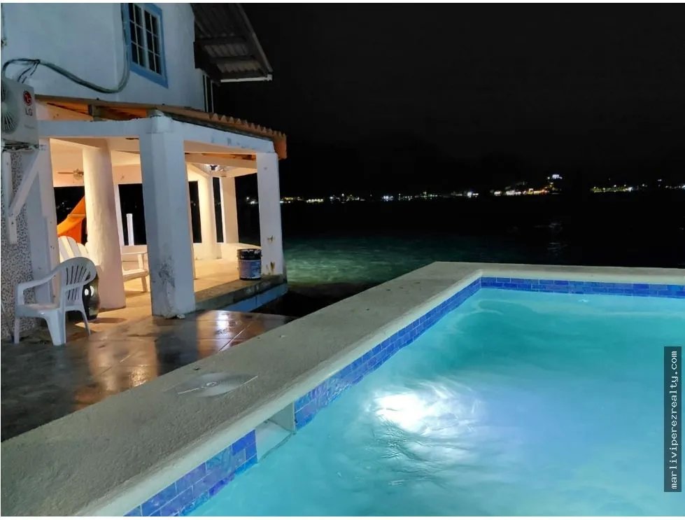 Venta de residencia en Isla Grande, Portobelo, Colon