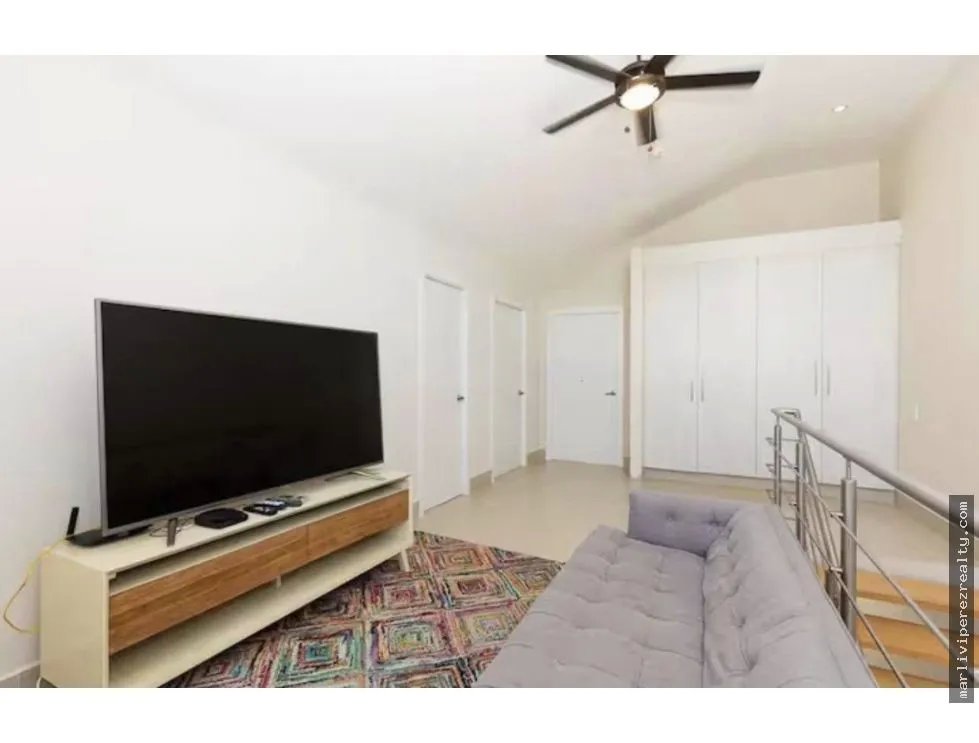 Single Family House for sale in San Carlos