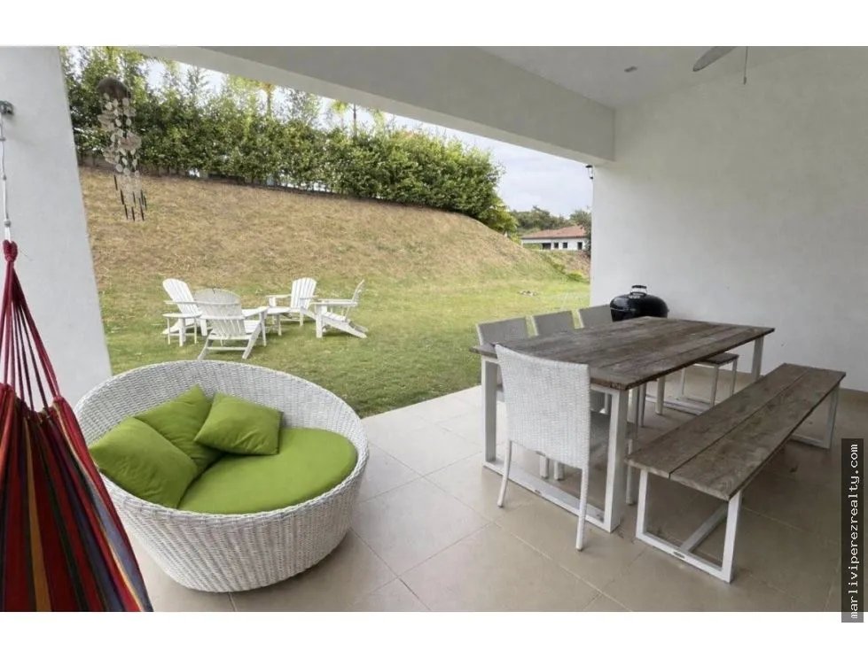 Single Family House for sale in San Carlos