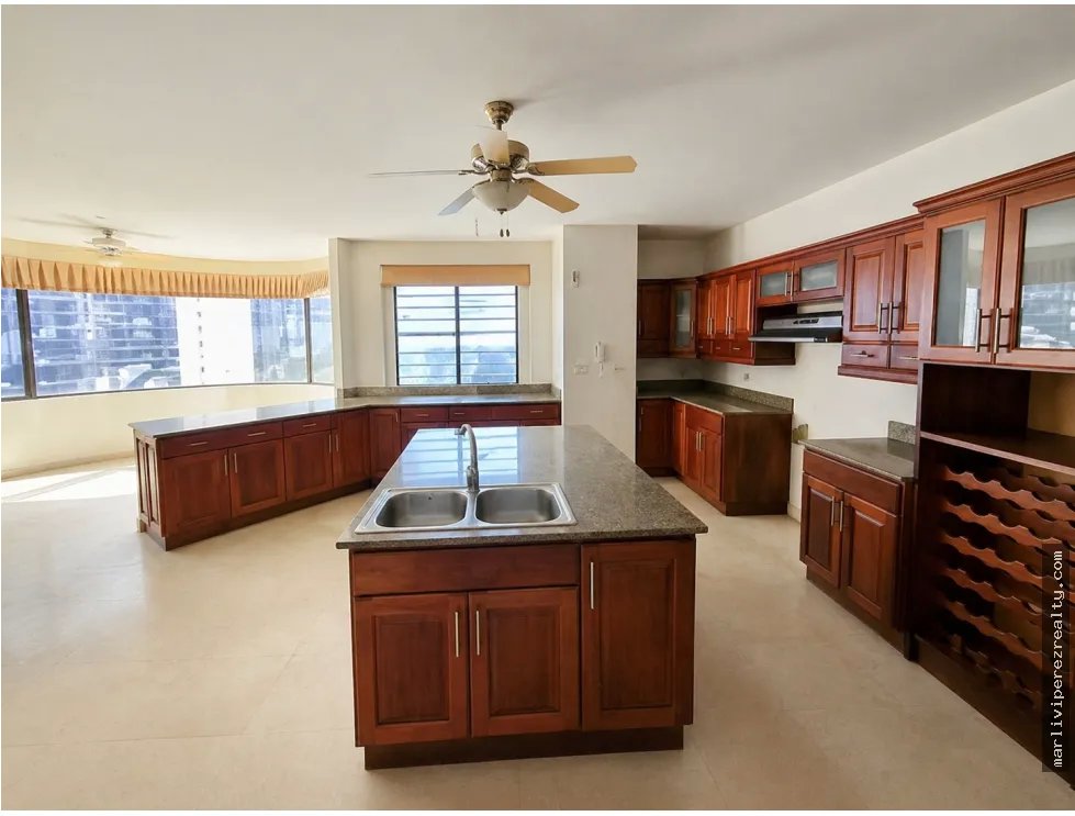 Apartment for sale in Coco del Mar