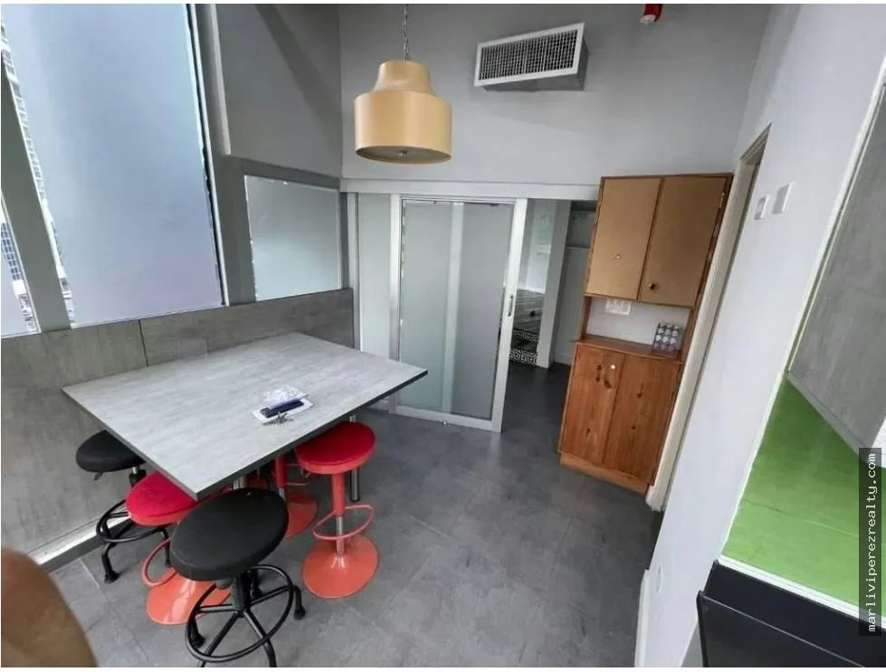 Office for sale in Bella Vista