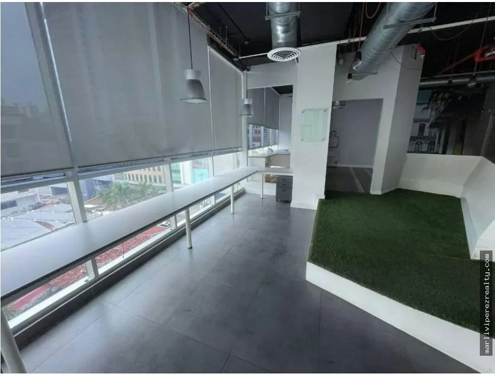 Office for sale in Bella Vista