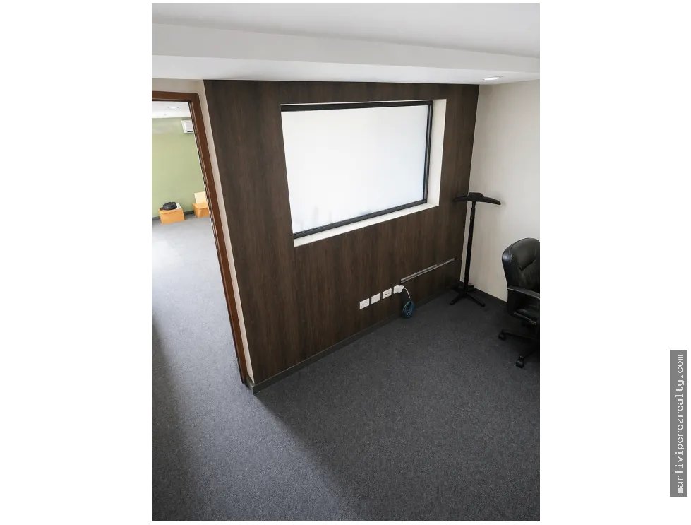 Office for sale in Bella Vista
