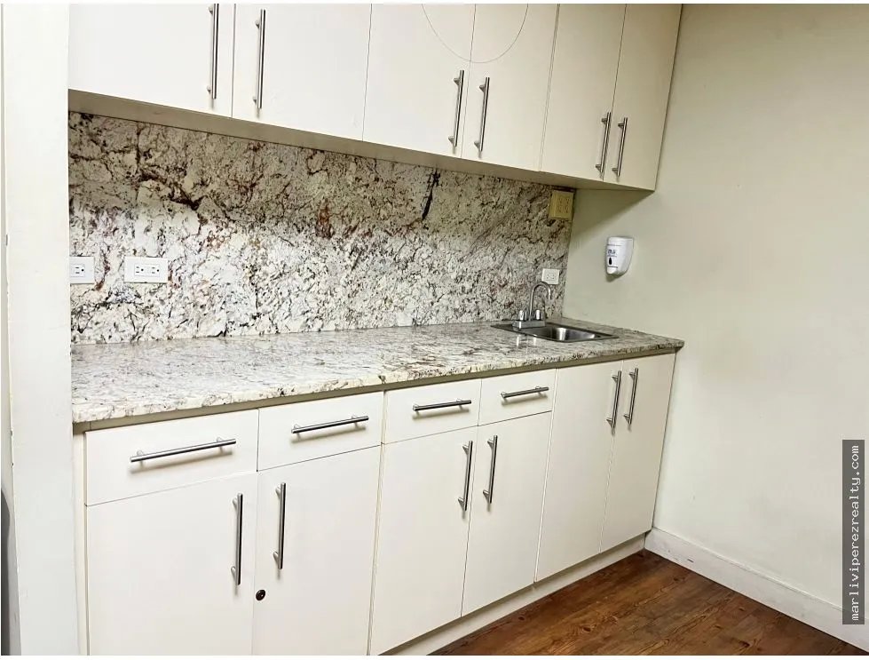 Office for rent in Calle 50