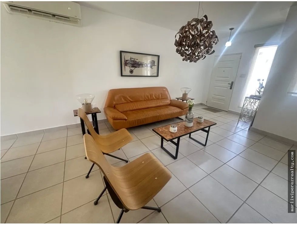 Alquiler/Venta de residencia en PH Victoria, San Miguelito