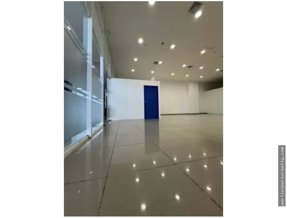 Alquiler de local comercial / oficina en Juan Diaz