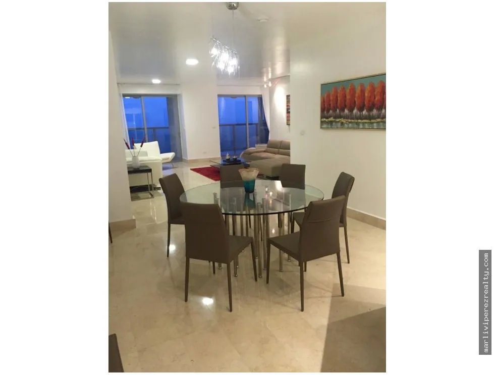 Alquiler de apartamento en Avenida Balboa