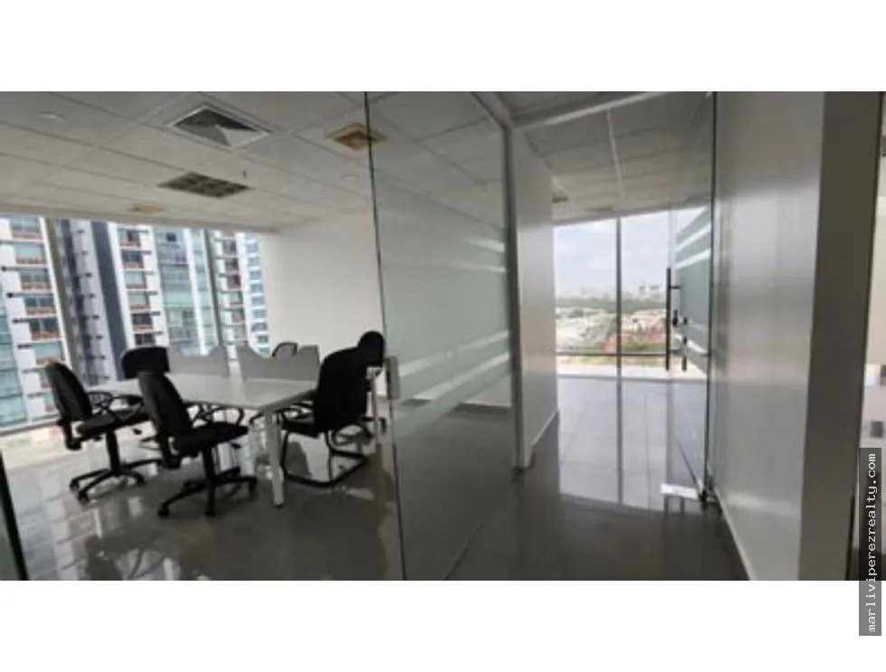 Office for rent in Costa del Este