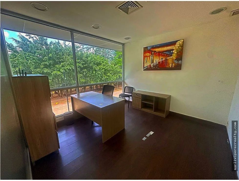 Office for rent in Ancon