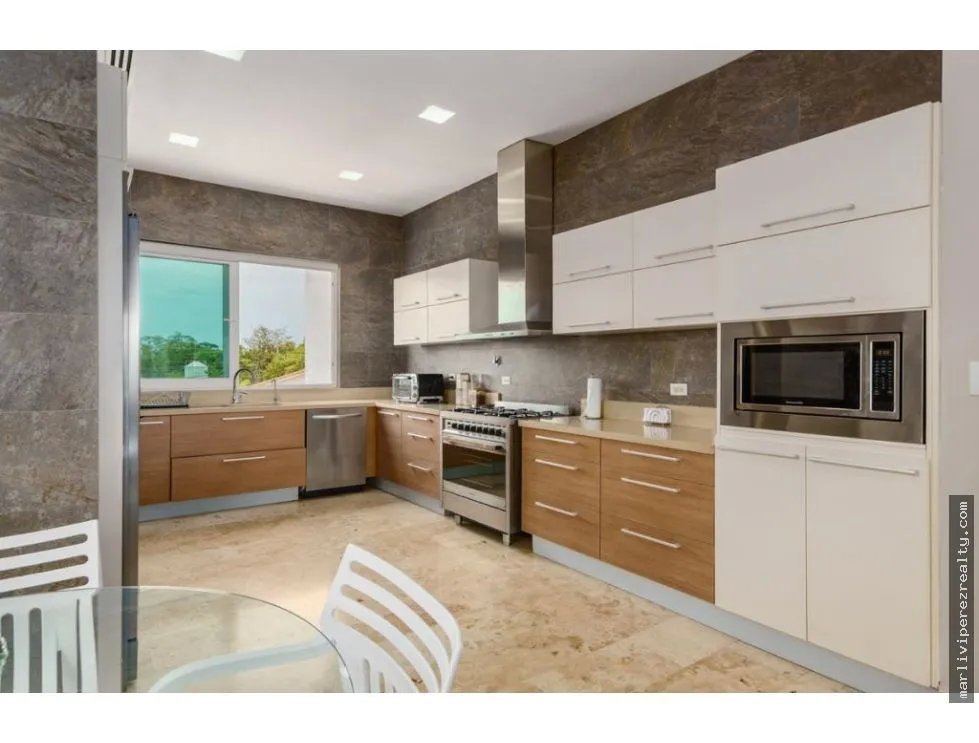 Single Family House for sale in San Carlos